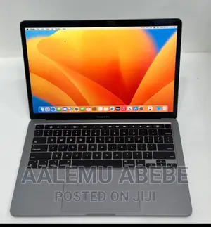 Photo - New Laptop Apple MacBook Pro M1 8GB Apple M1 Pro SSD 256GB