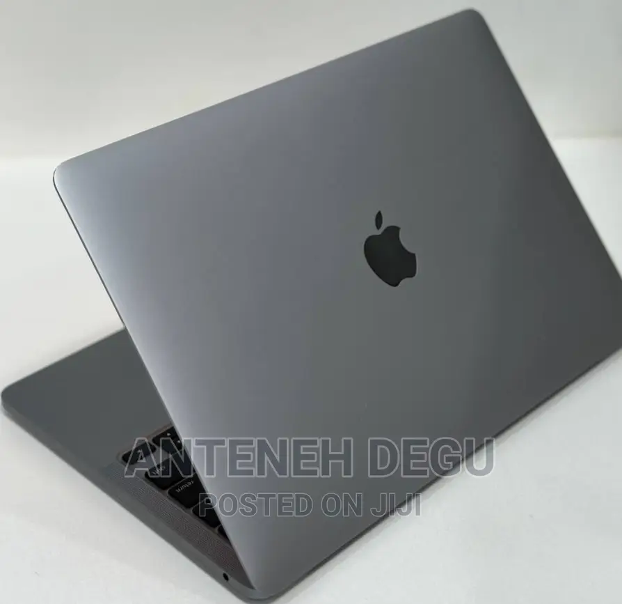 New Laptop Apple MacBook Pro M1 8GB Apple M1 Pro SSD 256GB