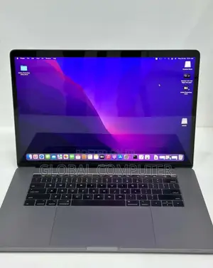 Photo - New Laptop Apple MacBook 2017 16GB Intel Core I7 SSD 512GB