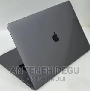 New Laptop Apple MacBook Pro 2017 16GB Intel Core I7 SSD 512GB