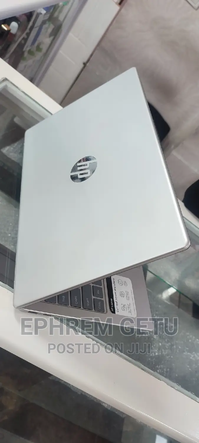 New Laptop HP Stream Notebook 8GB Intel Core I3 SSD 512GB