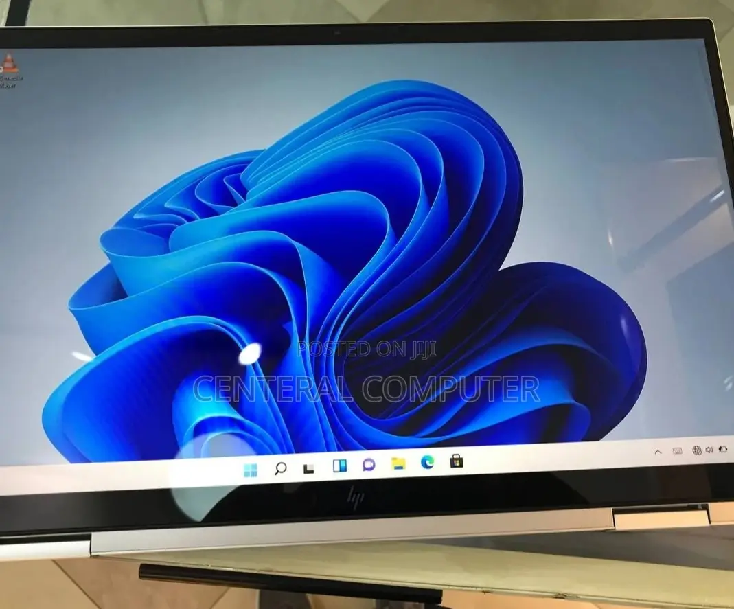 New Laptop HP Envy X360 16GB Intel Core I5 SSD 512GB