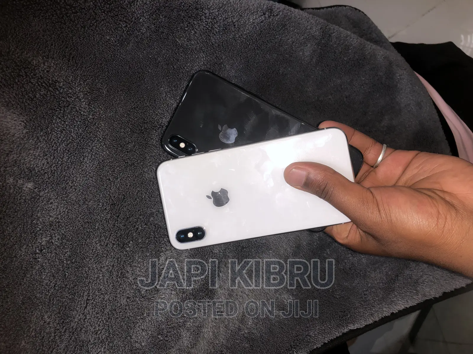 New Apple iPhone X 256 GB