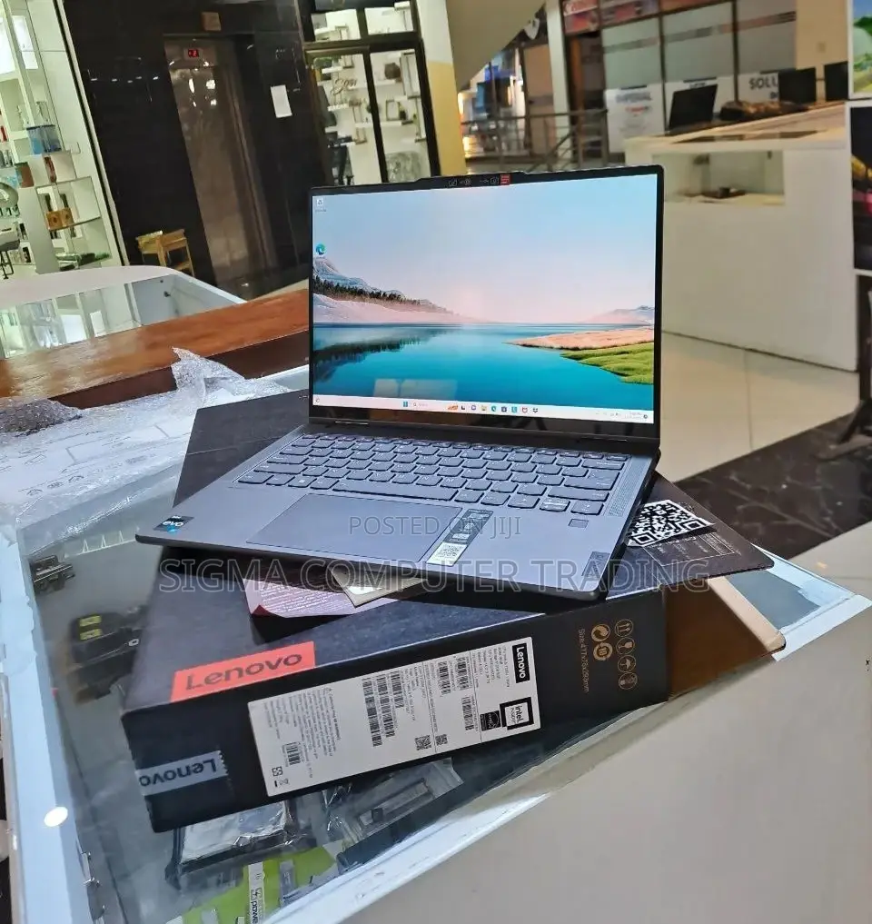 New Laptop Lenovo ThinkPad Yoga 16GB Intel Core I5 SSD 512GB