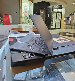 New Laptop Lenovo ThinkPad Yoga 16GB Intel Core I5 SSD 512GB