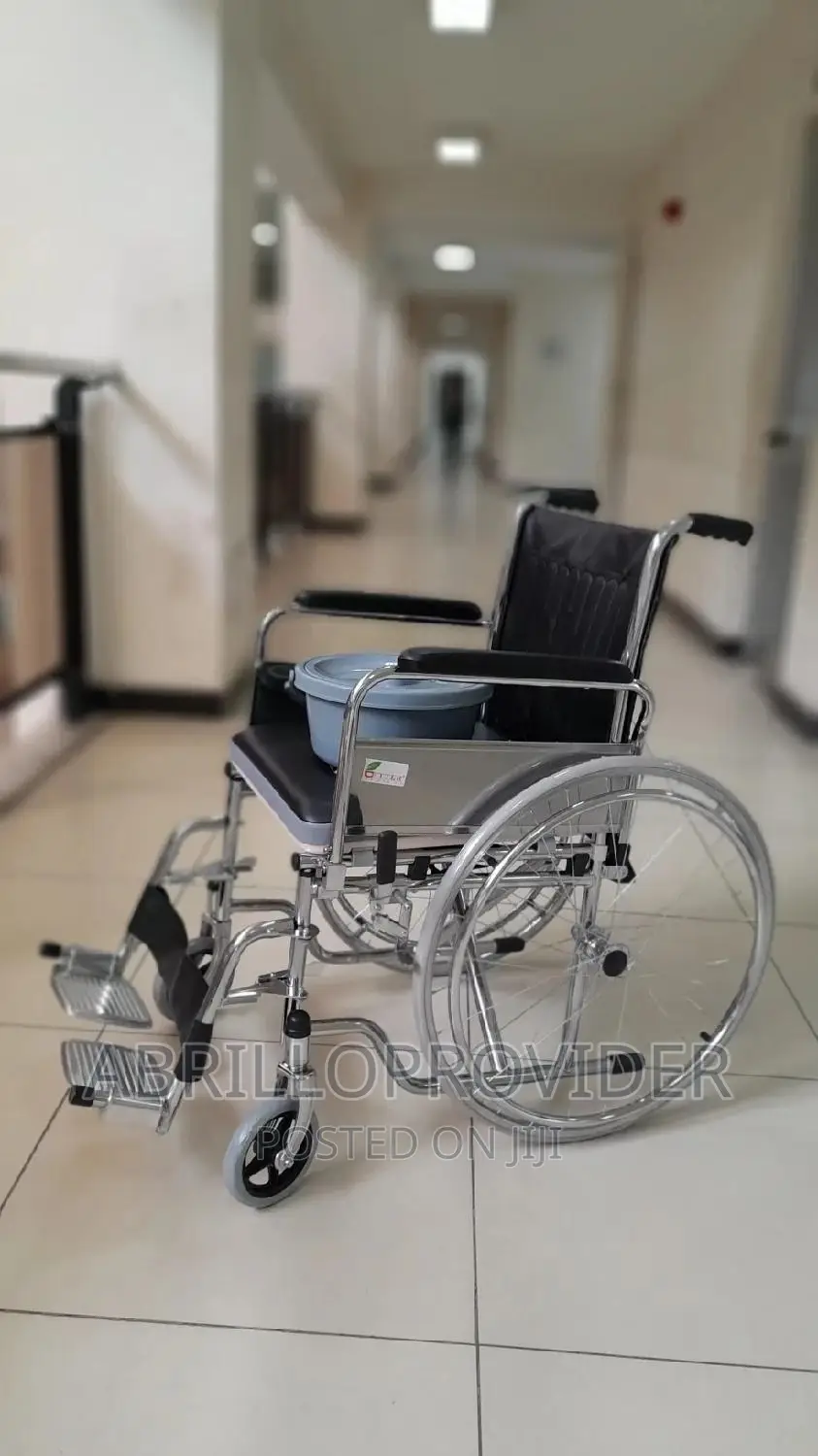 Wheelchairs/Wheelchair/Toilet Wheelchair/Commode Wheelchair