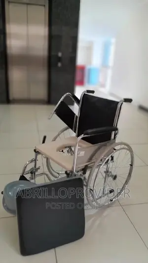 Wheelchair/Wheelchair/Commode Wheelchair/Potty Wheelchair