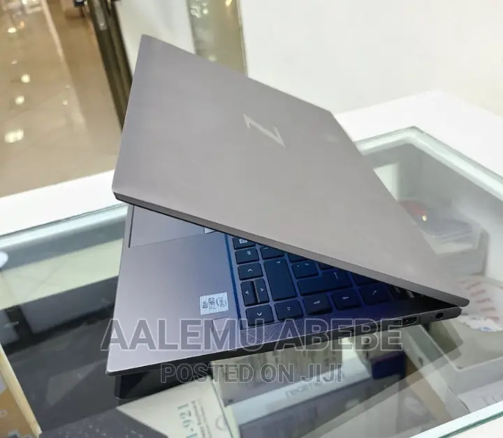New Laptop HP ZBook 14 16GB Intel Core I7 SSD 512GB