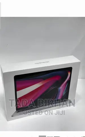 Photo - New Laptop Apple MacBook Pro 2022 M2 8GB Intel Core I5 SSD 512GB