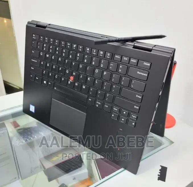 New Laptop Lenovo ThinkPad Yoga 370 8GB Intel Core I5 SSD 512GB