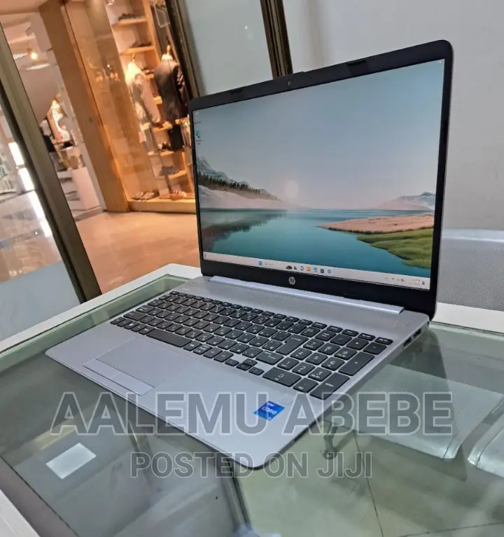 New Laptop HP Stream Notebook 8GB Intel Core I5 SSD 512GB