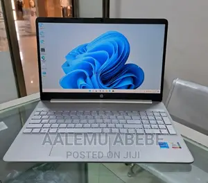 New Laptop HP Stream Notebook 8GB Intel Core I5 SSD 512GB