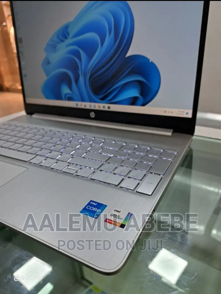 New Laptop HP Stream Notebook 8GB Intel Core I5 SSD 512GB