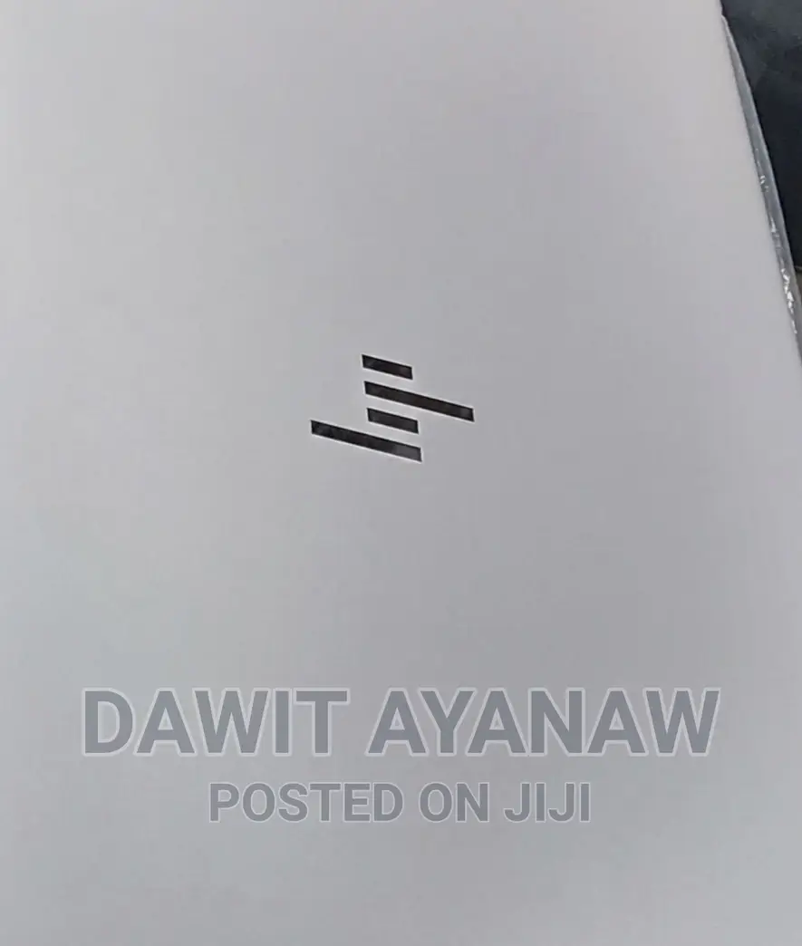 New Laptop HP 8GB AMD Ryzen 5 SSD 512GB