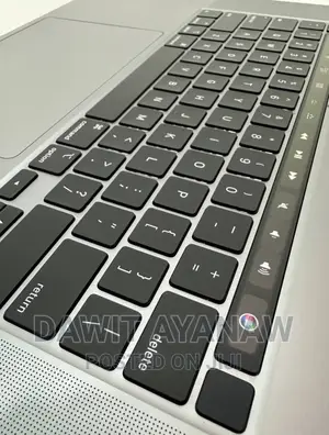 New Laptop Apple MacBook Pro 2019 16GB Intel Core I7 SSD 512GB