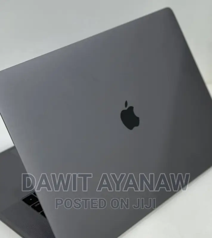 New Laptop Apple MacBook Pro 2017 16GB Intel Core I7 SSD 512GB