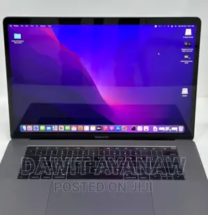 Photo - New Laptop Apple MacBook Pro 2017 16GB Intel Core I7 SSD 512GB