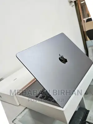New Laptop Apple MacBook Air 2023 M2 8GB Apple M2 SSD 256GB