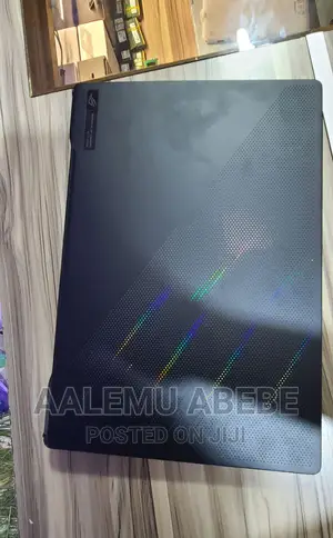 New Laptop Asus ROG Zephyrus G15 16GB Intel Core i7 SSD 512GB