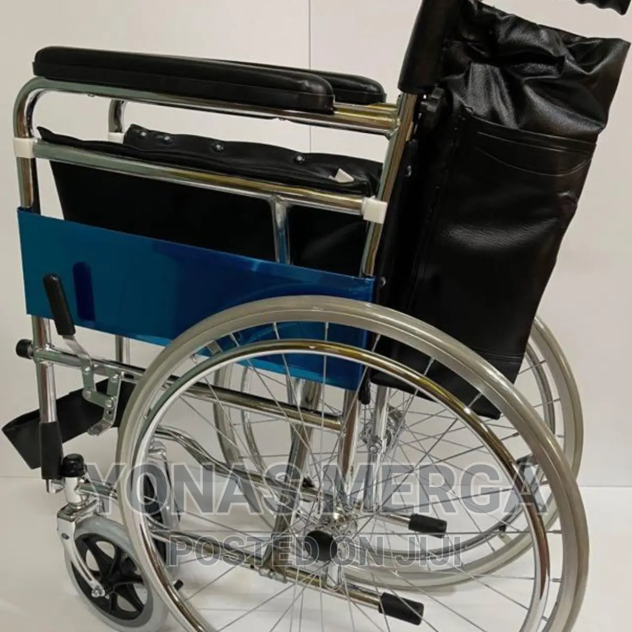 Wheelchair in Arada Sub City for Sell Delivery Avaliable