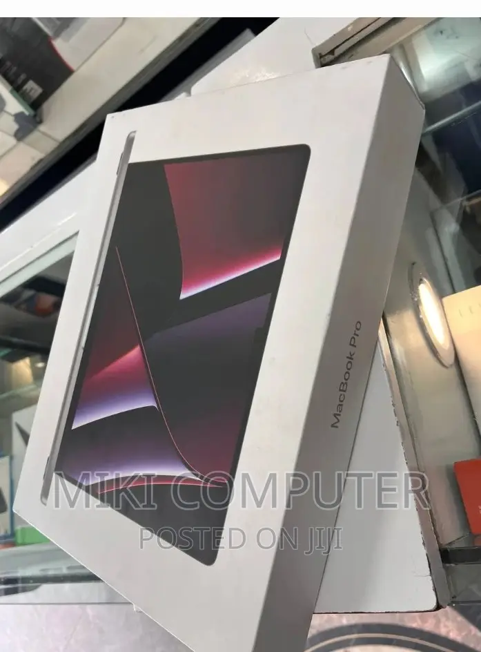 New Laptop Apple MacBook Pro 2023 M2 16GB Intel SSD 512GB