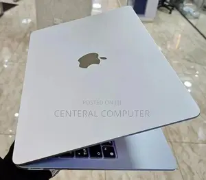 Photo - New Laptop Apple MacBook Air 2023 M2 8GB Apple M2 Ultra SSD 256GB