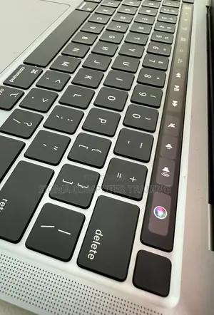 New Laptop Apple MacBook Pro M1 8GB Apple M1 SSD 256GB