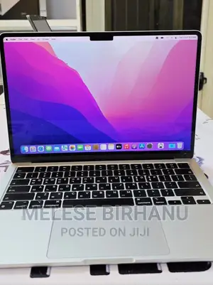 New Laptop Apple MacBook Air 2022 M2 8GB Intel Core I7 SSD 256GB