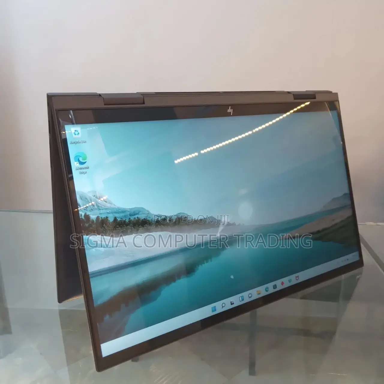 New Laptop HP Envy X360 16GB AMD Ryzen 7 SSD 512GB