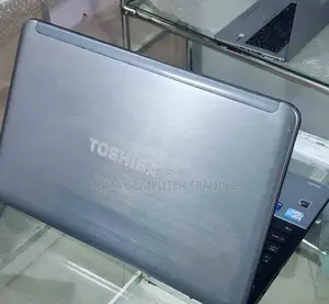 New Laptop Toshiba Satellite C55 8GB Intel Core I7 HDD 750GB