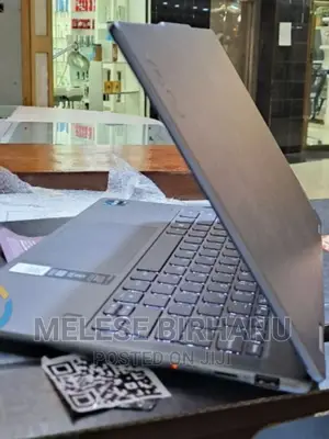 New Laptop Lenovo 16GB Intel Core I5 SSD 512GB