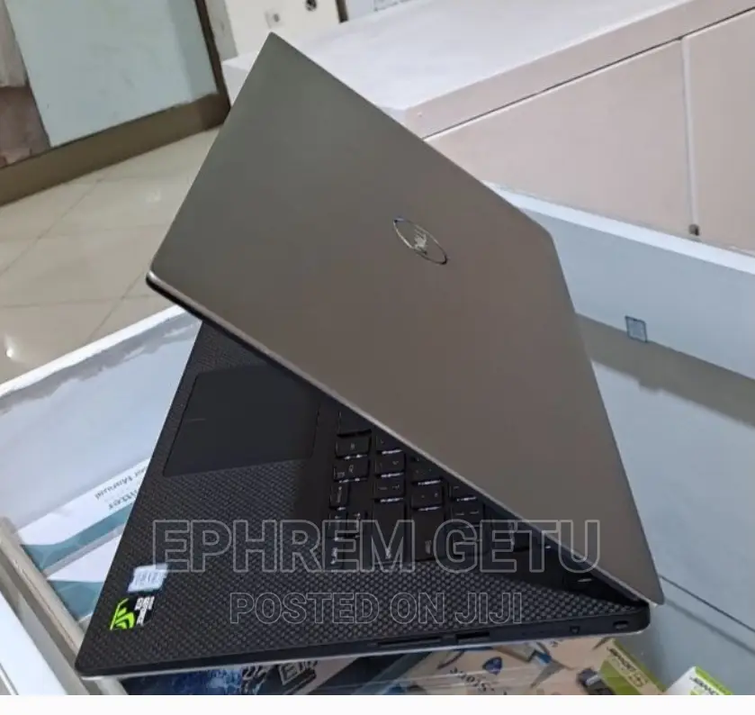 New Laptop Dell Precision 15 5540 16GB Intel Core I7 SSD 512GB