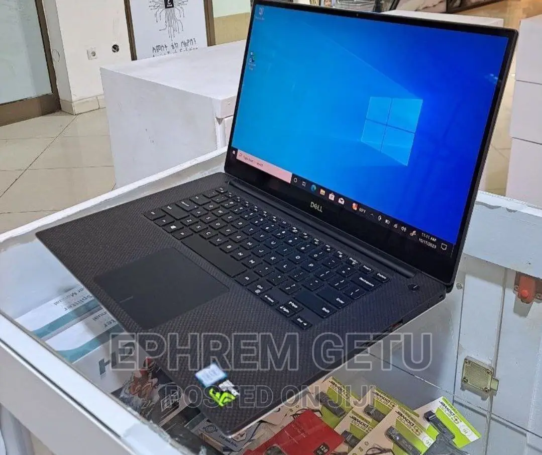 New Laptop Dell Precision 15 5540 16GB Intel Core I7 SSD 512GB