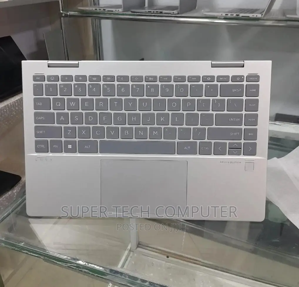 New Laptop HP Envy X360 16GB Intel Core I7 SSD 1T