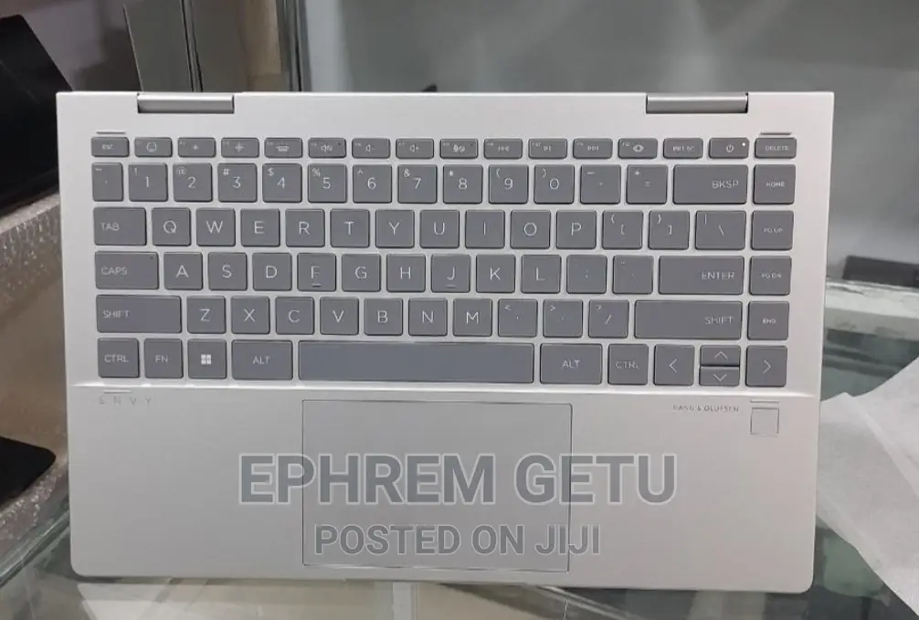 New Laptop HP Envy X360 16GB Intel Core I7 SSD 1T