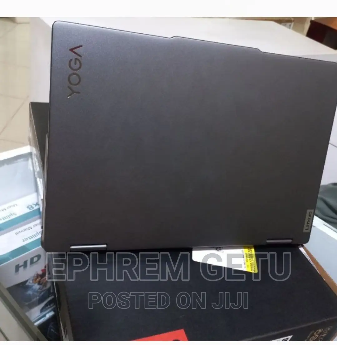 New Laptop Lenovo Yoga 700 16GB Intel Core I5 SSD 512GB