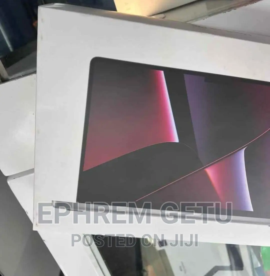 New Laptop Apple MacBook Pro 16GB Apple M2 Ultra SSD 512GB