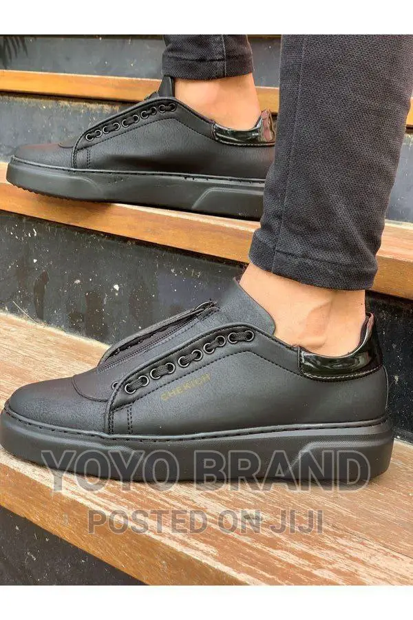 Orginal Chekich Shoes