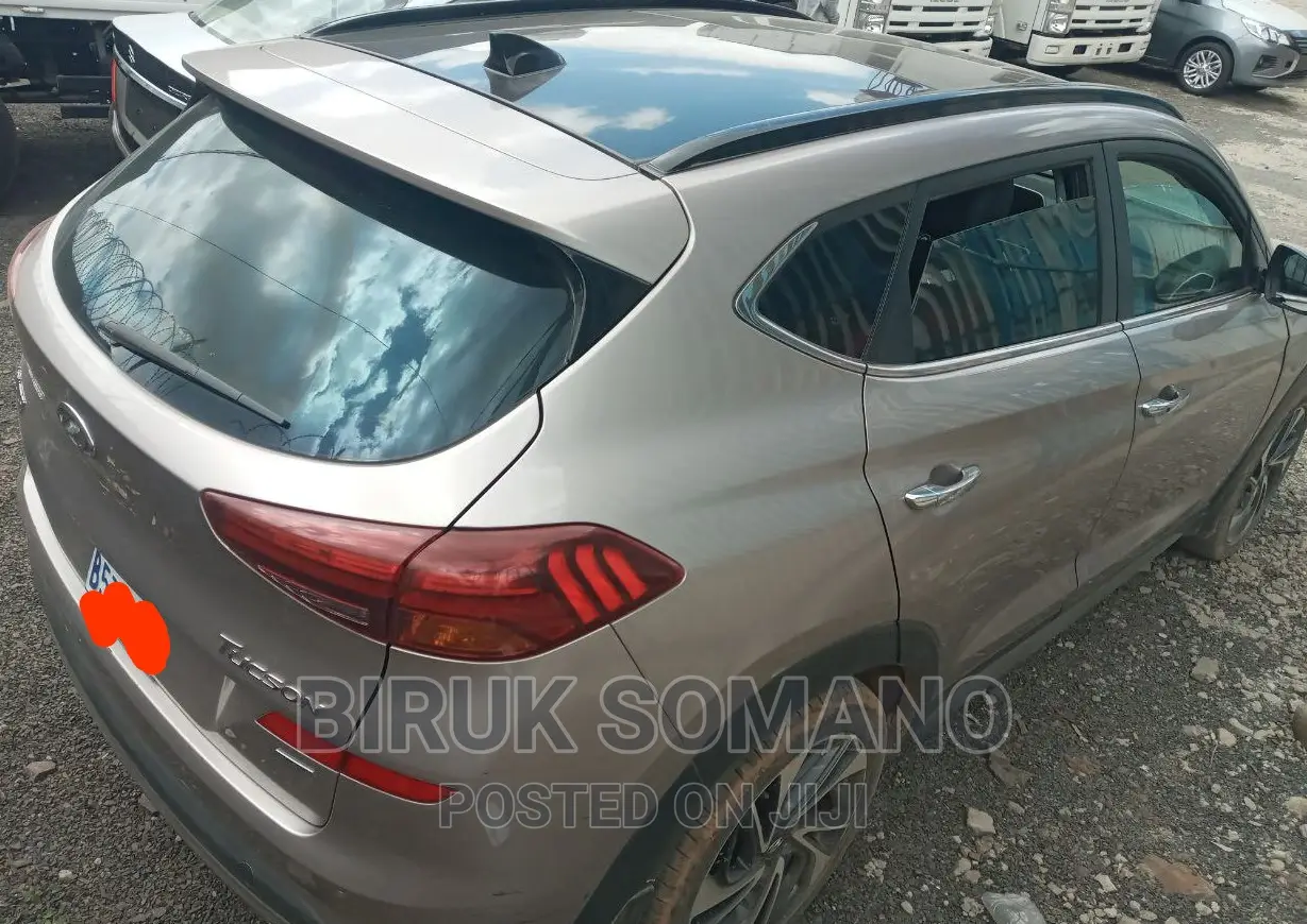 Hyundai Tucson 2020 Gold