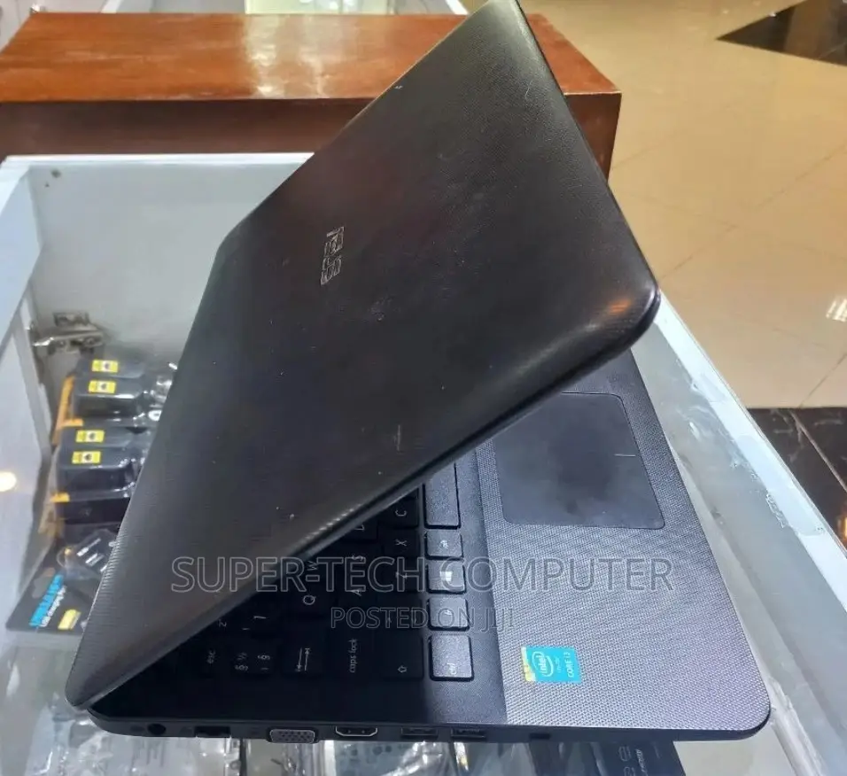 New Laptop Asus A42JC 4GB Intel Core I3 HDD 500GB