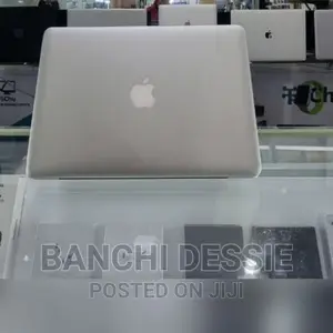 Photo - New Laptop Apple MacBook 2012 4GB Intel Core I5 HDD 500GB