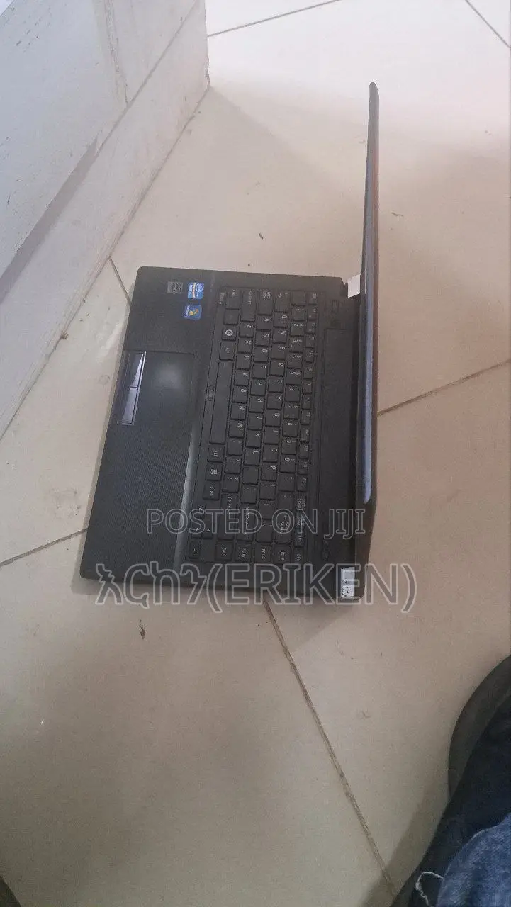 New Laptop Toshiba Tecra A11 4GB Intel Core I5 HDD 500GB