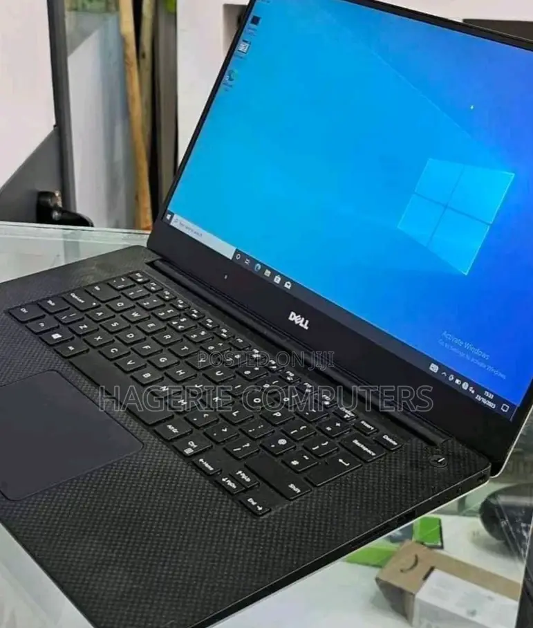 New Laptop Dell XPS 15 32GB Intel Core I7 SSD 1T