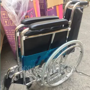 Photo - G.W 17.5kg /Wheelchair/N.W 15.5kg/Wheelchair/Hand Wheelchair