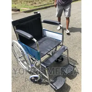 Photo - Easily Folded Wheelchair/Alloy Wheelchair/Senior Wheelchair/