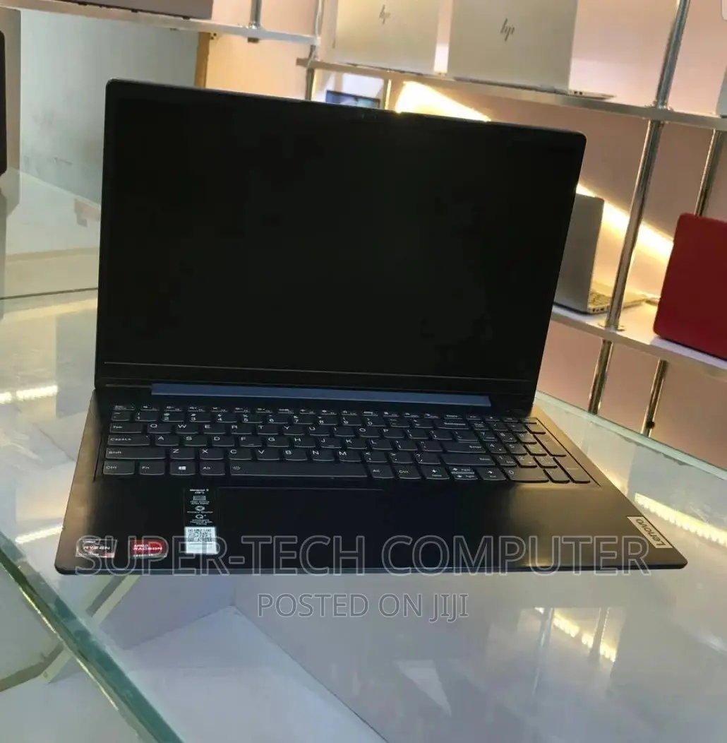 New Laptop Lenovo Ideapad 3 8GB AMD Ryzen 5 SSD 512GB