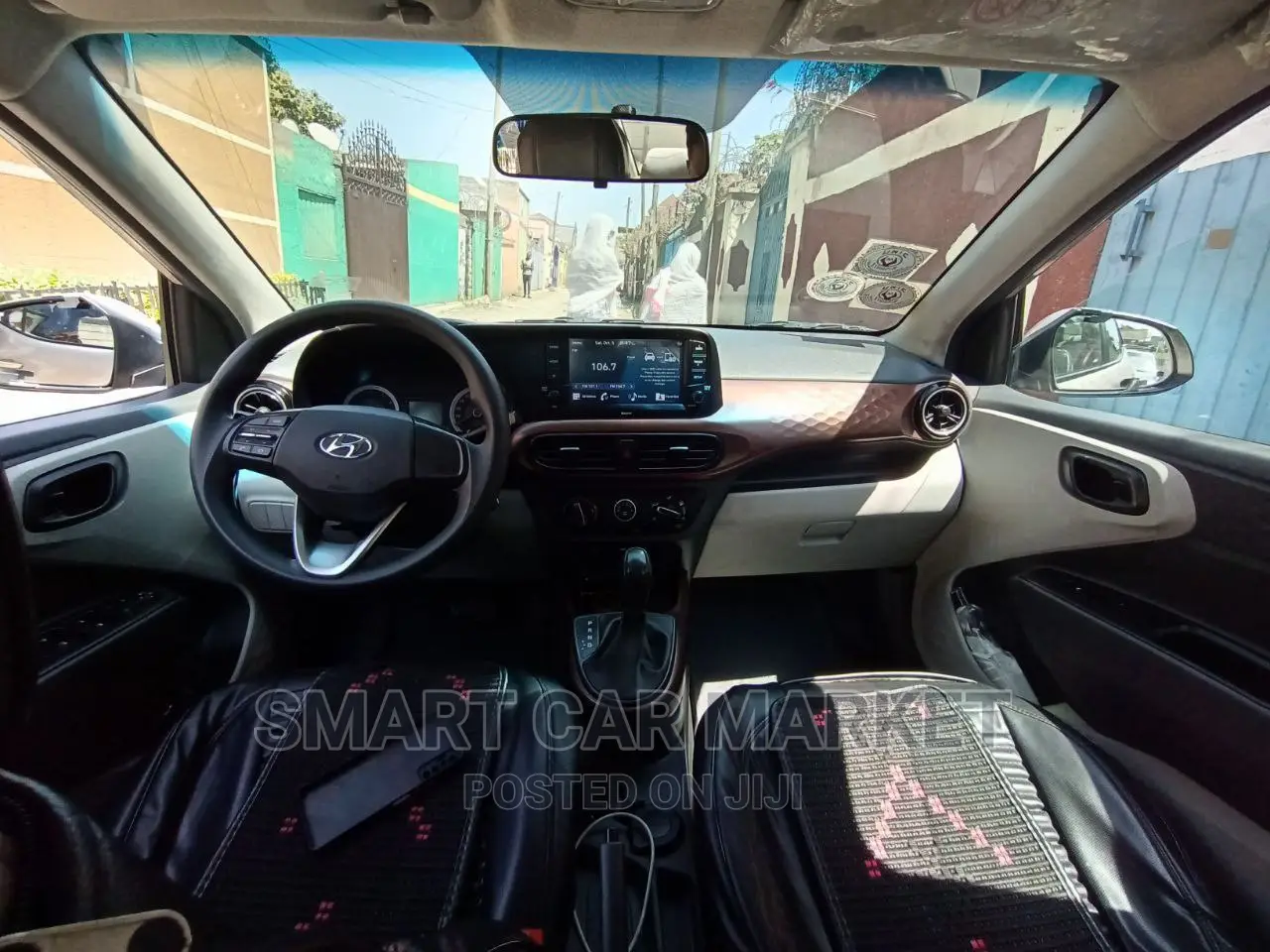 Hyundai I10 2021 Gold