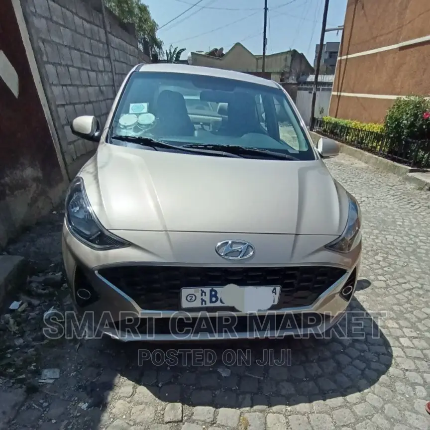 Hyundai I10 2021 Gold