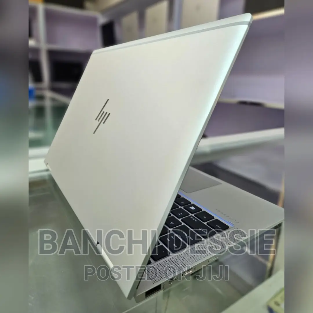 New Laptop HP EliteBook X GB Intel Core I7 SSD 512GB