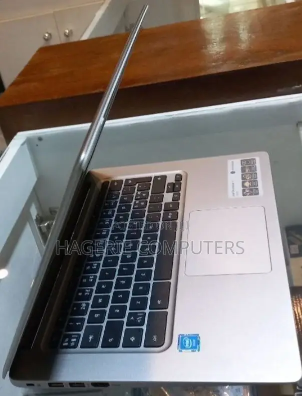 New Laptop Acer Chromebook R 13 4GB Intel Celeron SSD 32GB